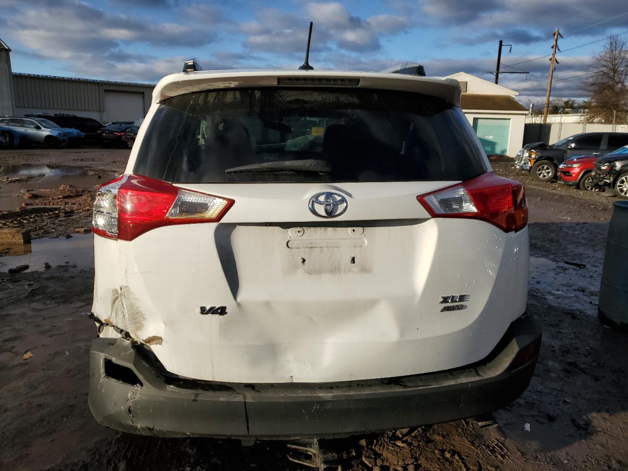 2014 Toyota RAV 4 VIN 2T3RFREV2EW201495 Copart auction photo, front end / rear end damage thumbnail 6