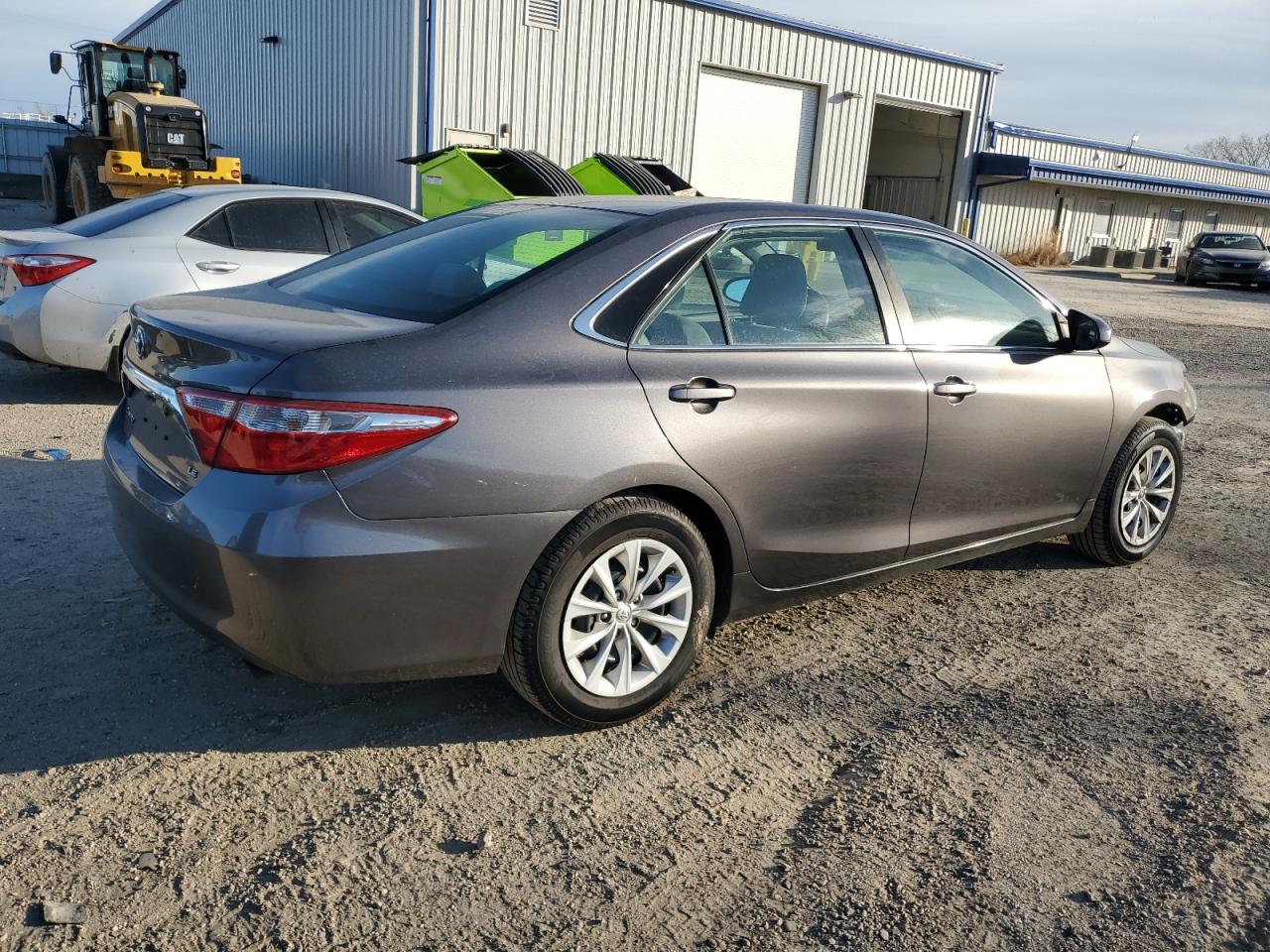 2016 Toyota Camry VIN 4T4BF1FK3GR576580 Copart auction photo, front end damage thumbnail 3