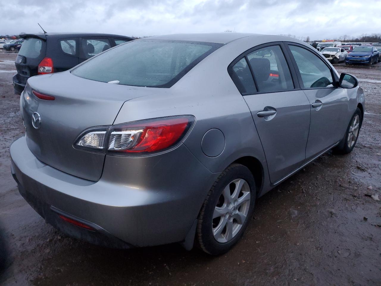 2011 Mazda 3 VIN JM1BL1VF6B1417705 Copart auction photo, front end / side damage thumbnail 3