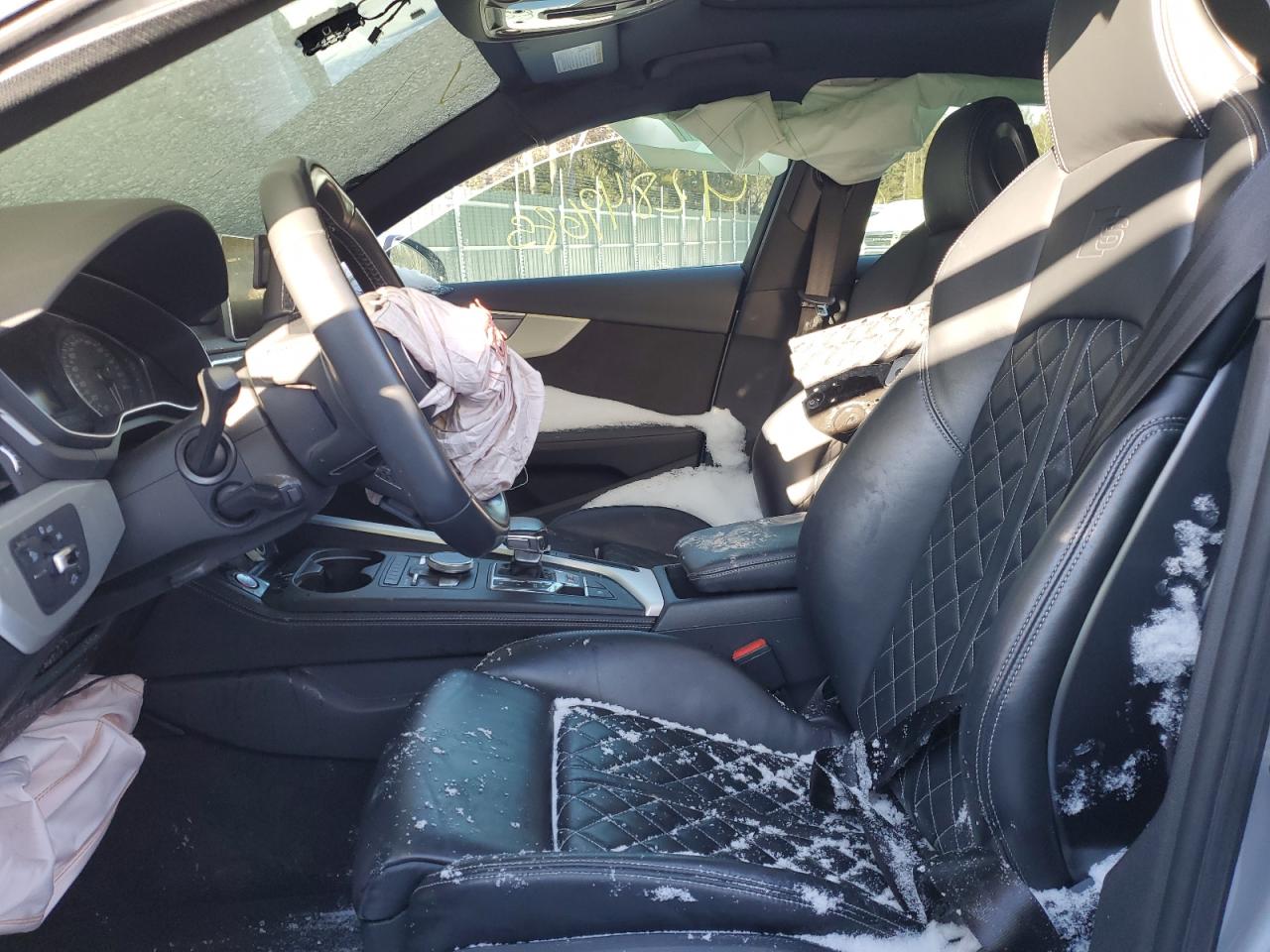 2018 Audi RS4 VIN WAUB4AF44JA018345 Copart auction photo, front end / minor dent/scratches damage thumbnail 7
