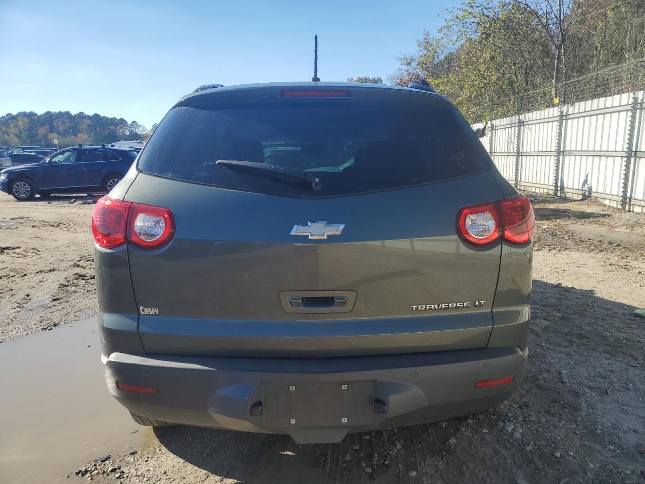 2011 Chevrolet Traverse VIN 1GNKRGED4BJ148272 Copart auction photo, front end / minor dent/scratches damage thumbnail 6