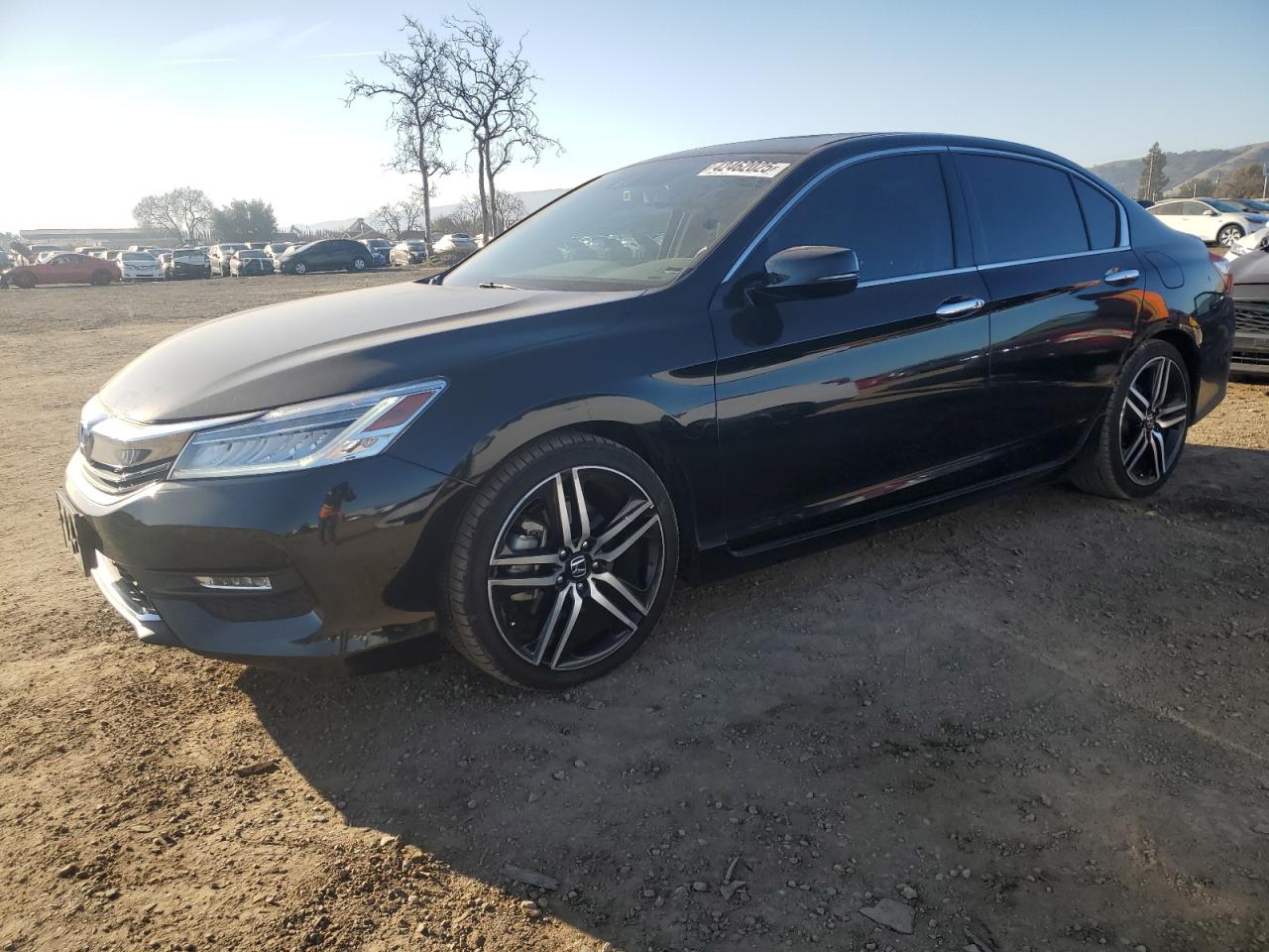 2016 Honda Accord VIN 1HGCR3F93GA033526