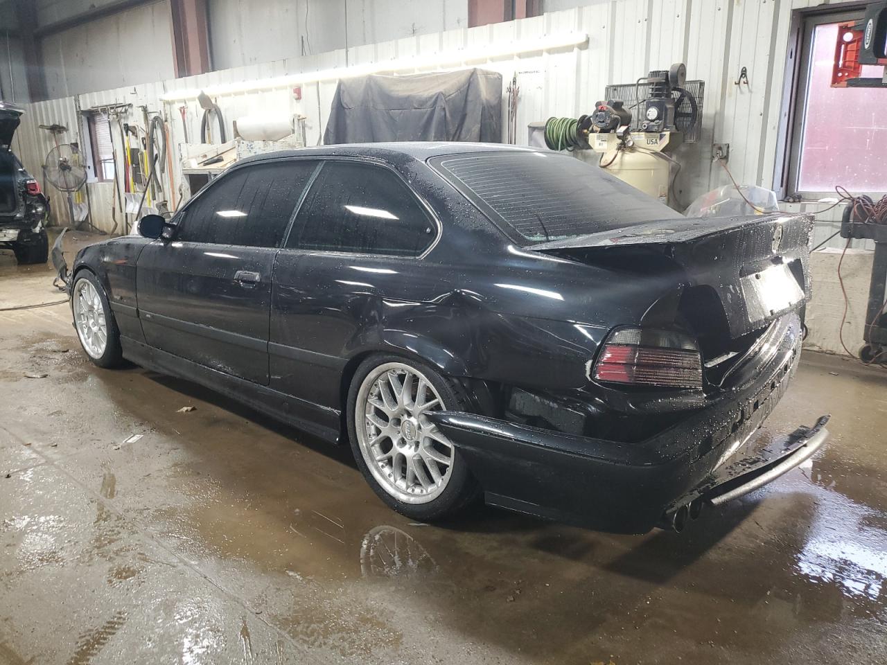 1998 BMW M3 VIN 476661357WEY77787 Copart auction photo, rear end damage thumbnail 2