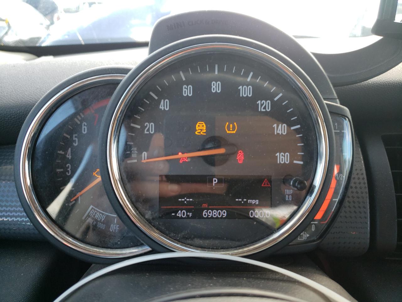 2018 MINI Cooper VIN WMWXP5C54J2G61437 Copart auction photo, front end / side damage thumbnail 9