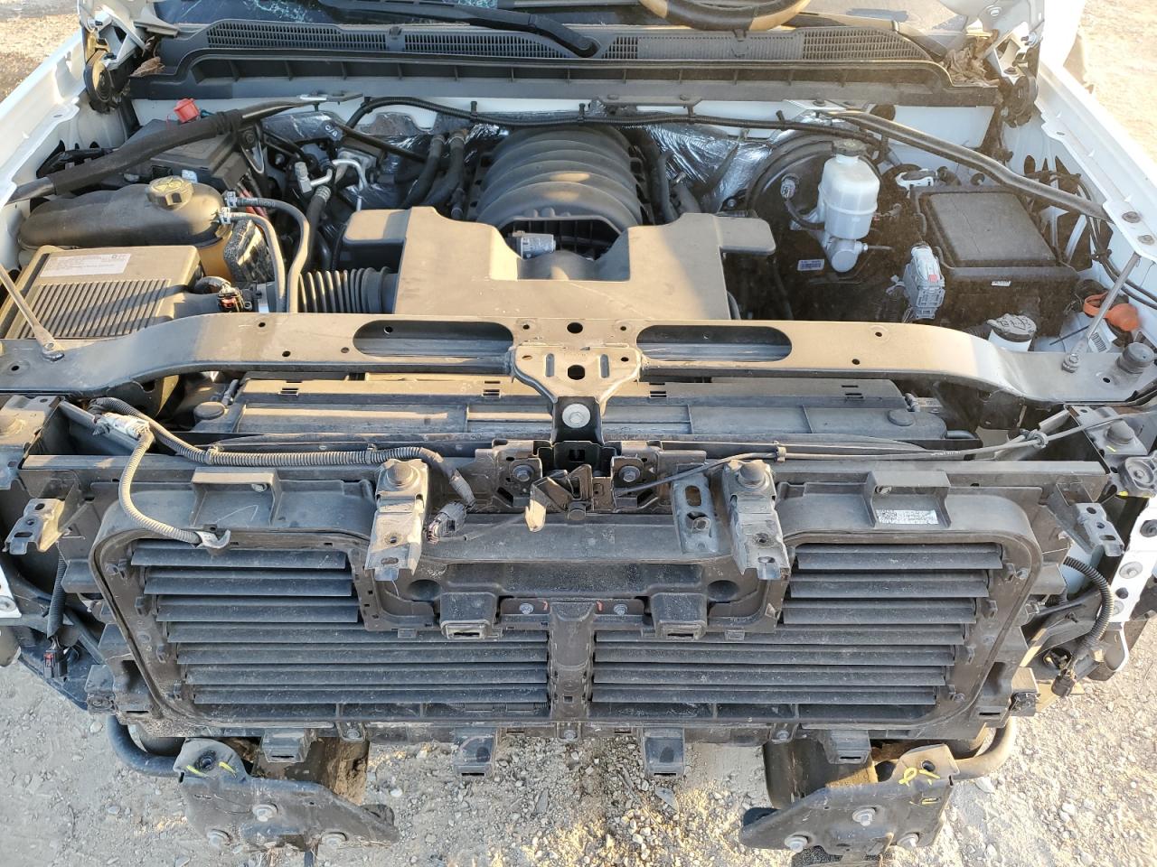 2018 Chevrolet Silverado VIN 3GCUKREC8JG192476 Copart auction photo, front end damage thumbnail 11