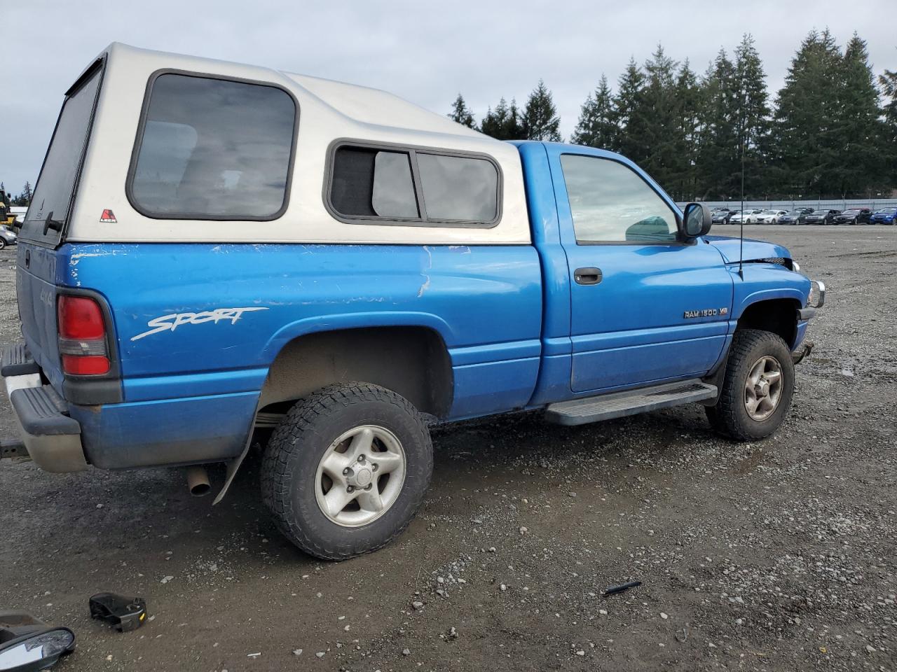 1998 Dodge RAM VIN 1B7HF16Z2WS627647 Copart auction photo, side / front end damage thumbnail 3