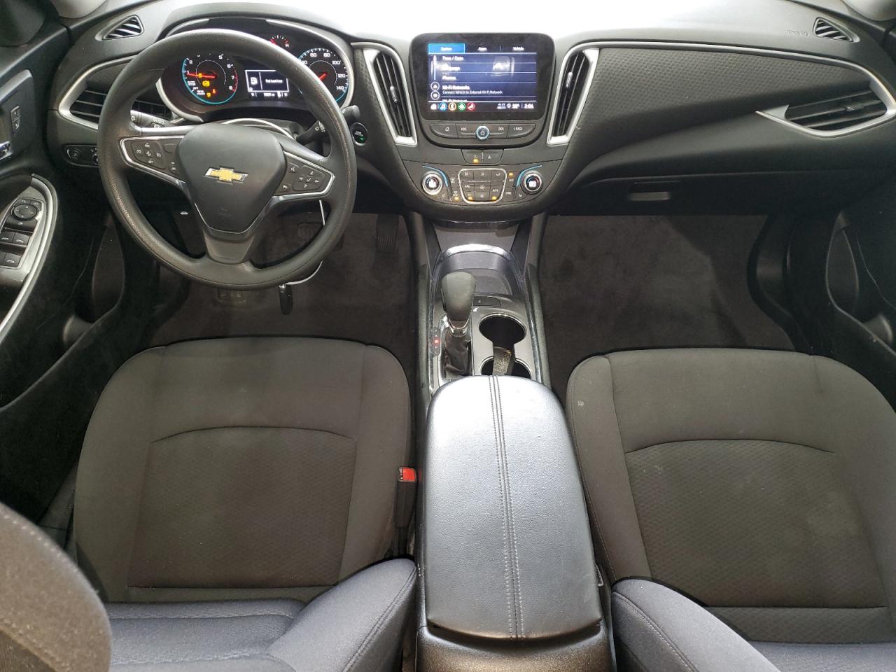 2023 Chevrolet Malibu VIN 1G1ZD5ST3PF230082 Copart auction photo, undercarriage / minor dent/scratches damage thumbnail 8