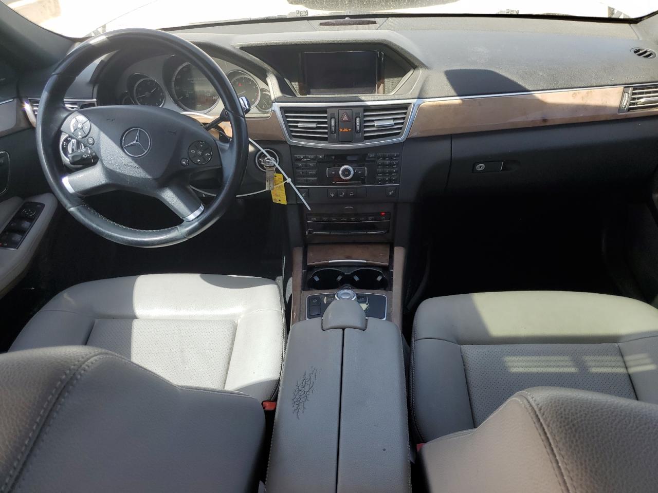 2011 Mercedes-Benz E-klasse VIN WDDHF5GB7BA478375 Copart auction photo, rear end / front end damage thumbnail 8