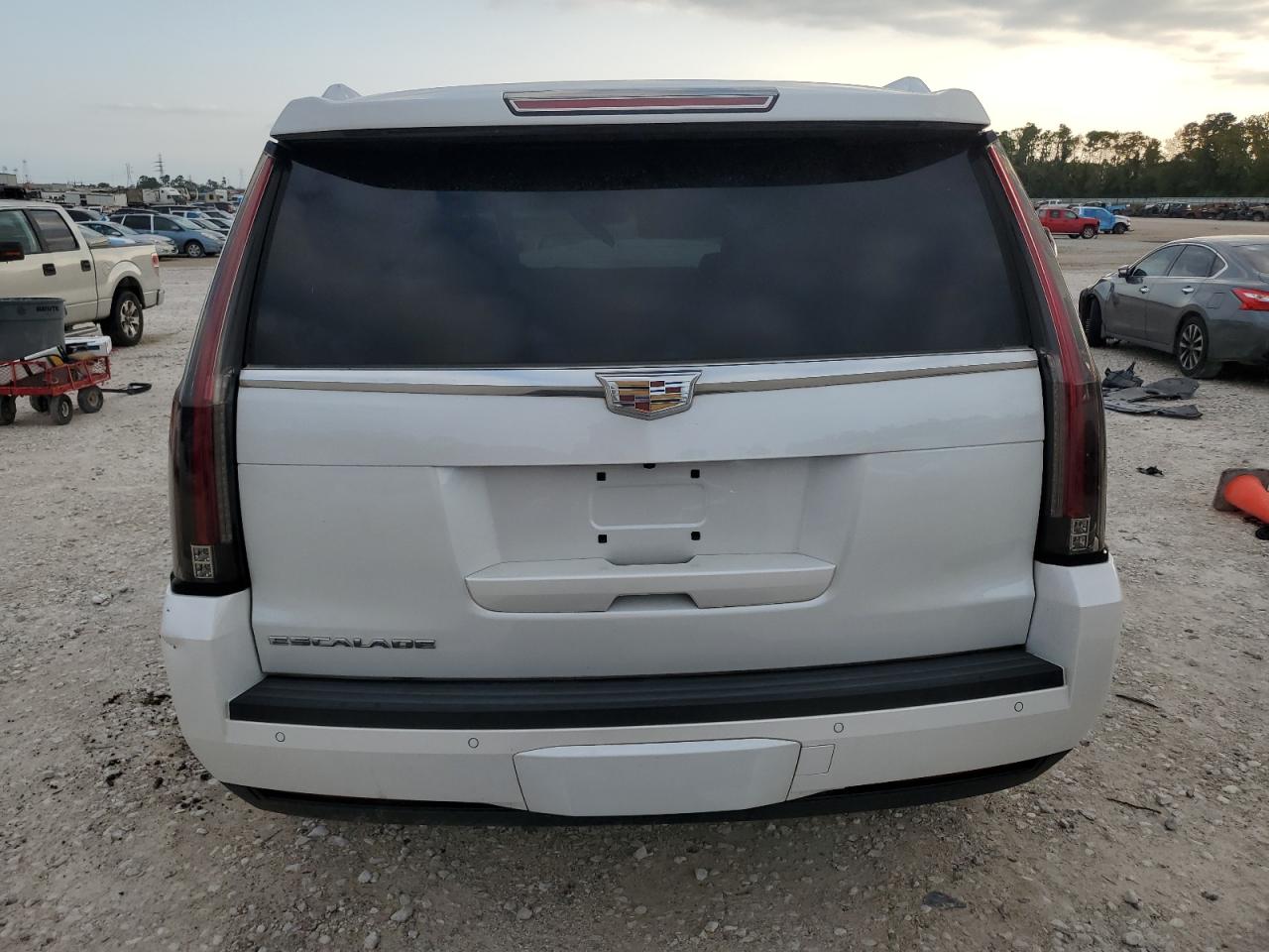 2016 Cadillac Escalade VIN 1GYS4BKJ9GR329391 Copart auction photo, front end damage thumbnail 6
