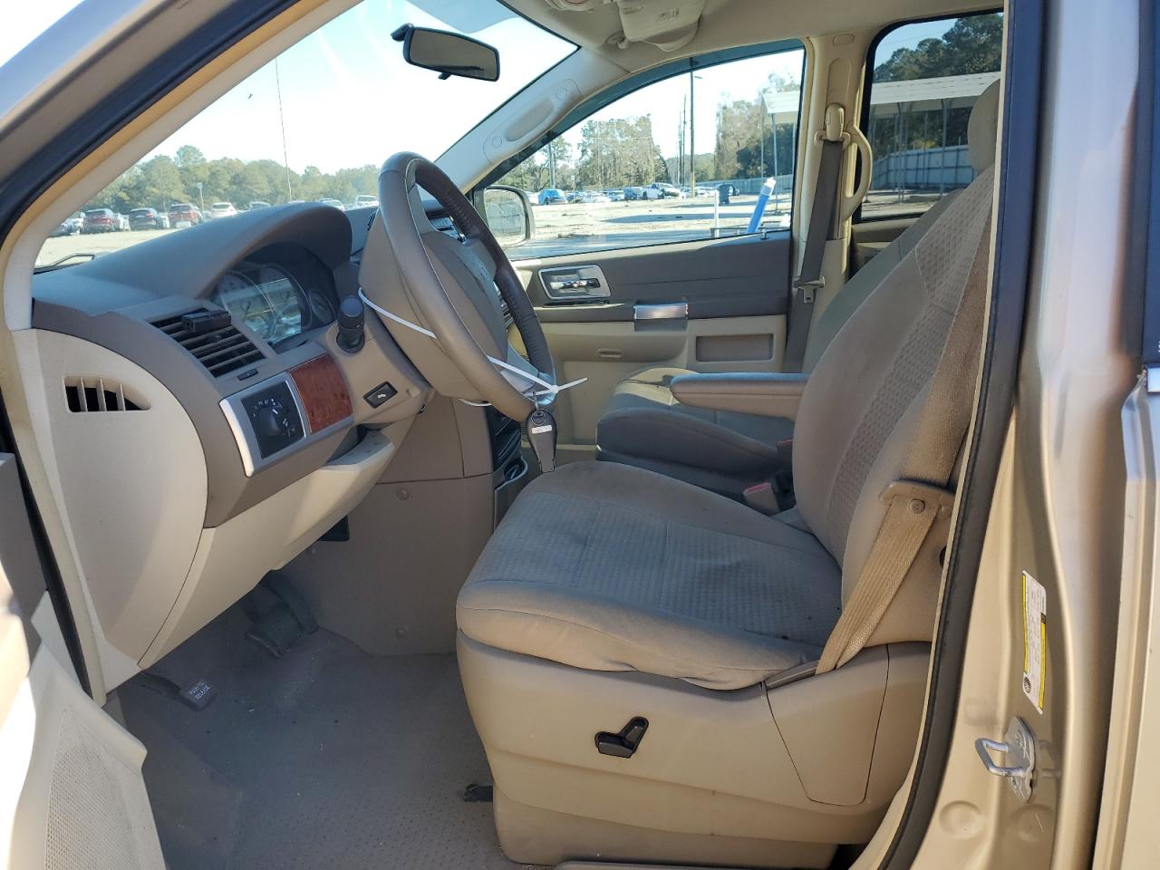 2008 Chrysler Town & Country VIN 2A8HR54P08R639552 Copart auction photo, rear end damage thumbnail 7