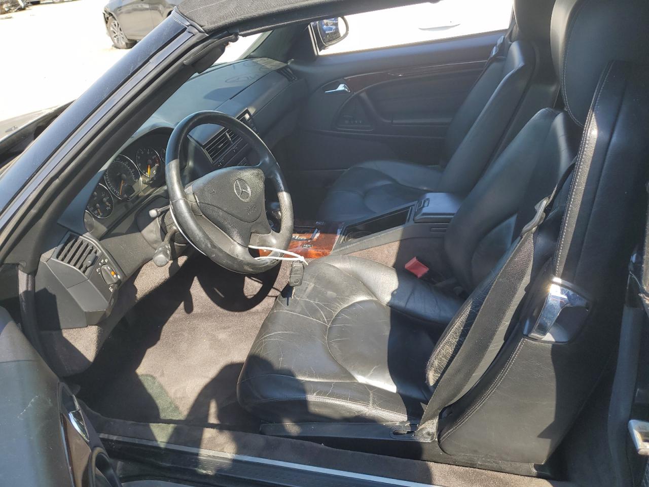 2001 Mercedes-Benz SL-klasse VIN WDBFA68FX1F196609 Copart auction photo, front end / minor dent/scratches damage thumbnail 7