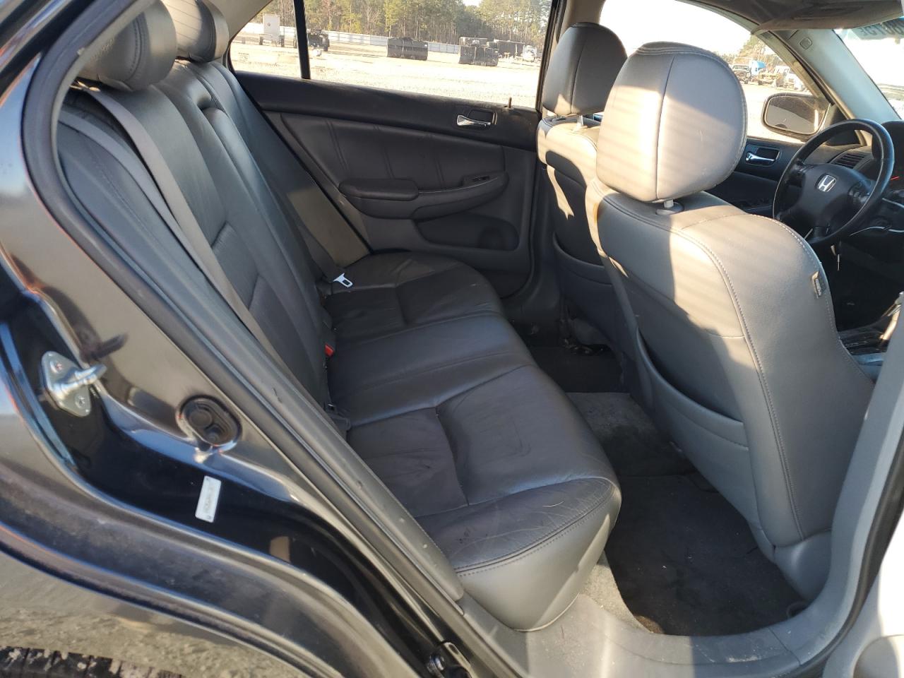 2004 Honda Accord VIN 1HGCM56844A130277 Copart auction photo, side damage thumbnail 10