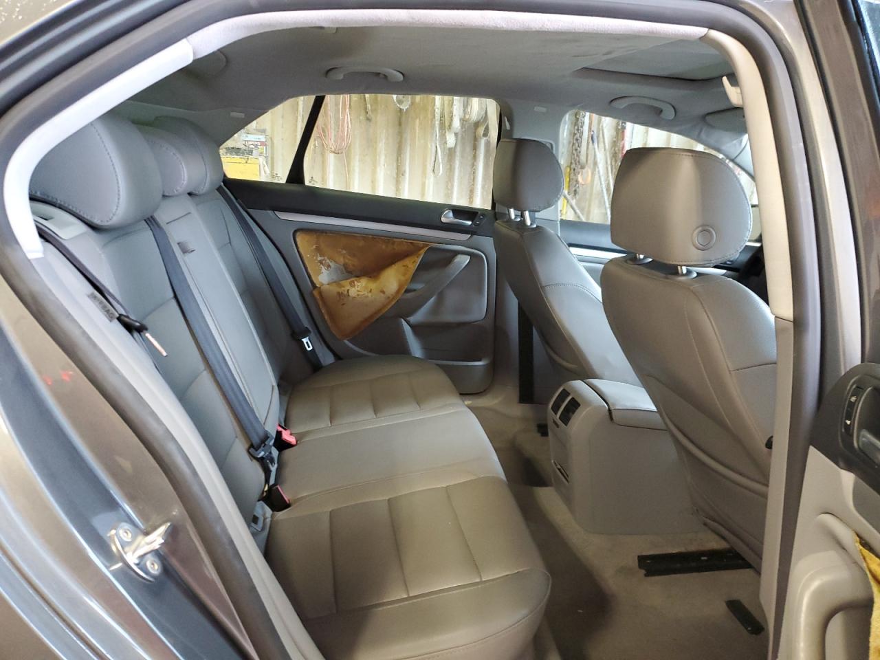 2006 Volkswagen Jetta VIN 3VWSF81K06M828770 Copart auction photo, front end / minor dent/scratches damage thumbnail 11