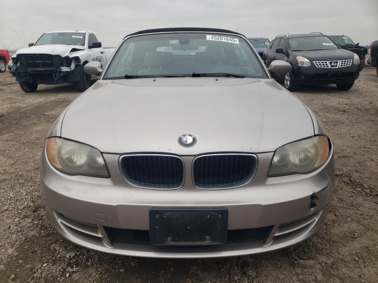 2009 BMW 1er VIN WBAUL73519VJ75377 Copart auction photo, rear end / minor dent/scratches damage thumbnail 5
