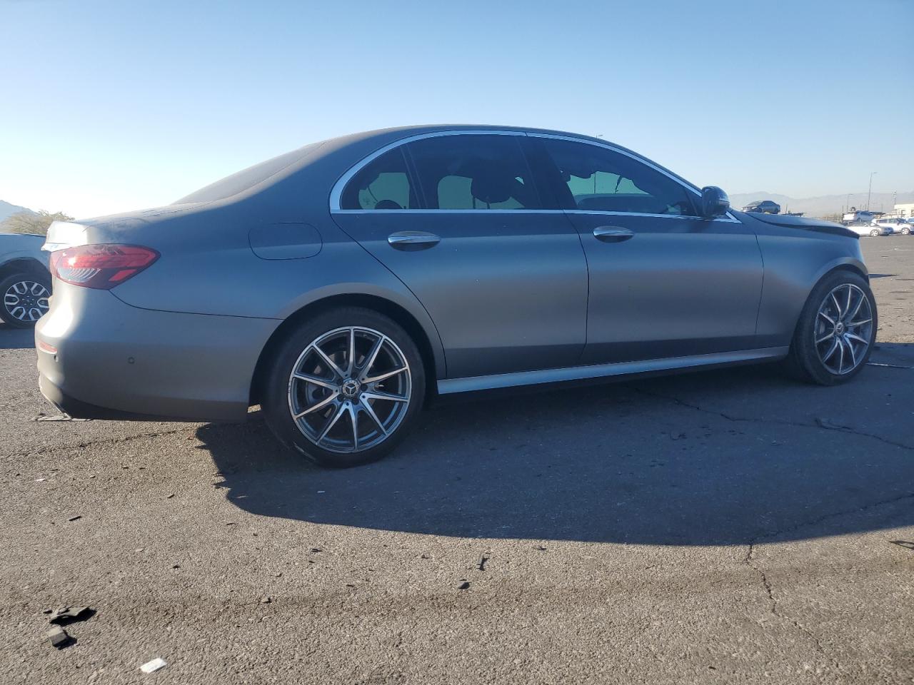 2021 Mercedes-Benz E-klasse VIN W1KZF8DB2MA964699 Copart auction photo, front end damage thumbnail 3