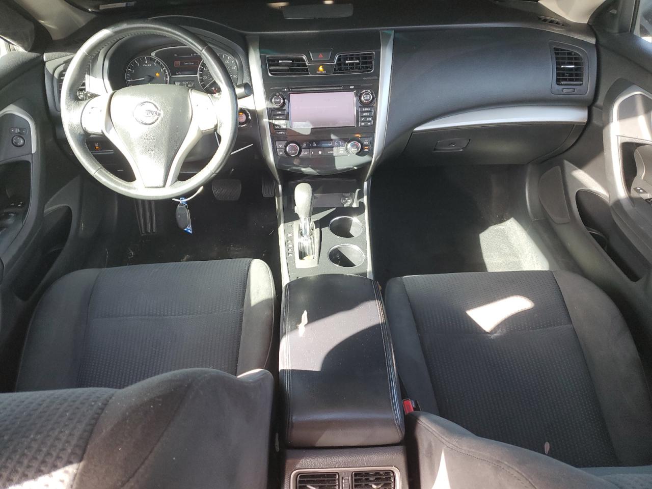 2015 Nissan Altima VIN 1N4AL3AP2FC586304 Copart auction photo, front end damage thumbnail 8