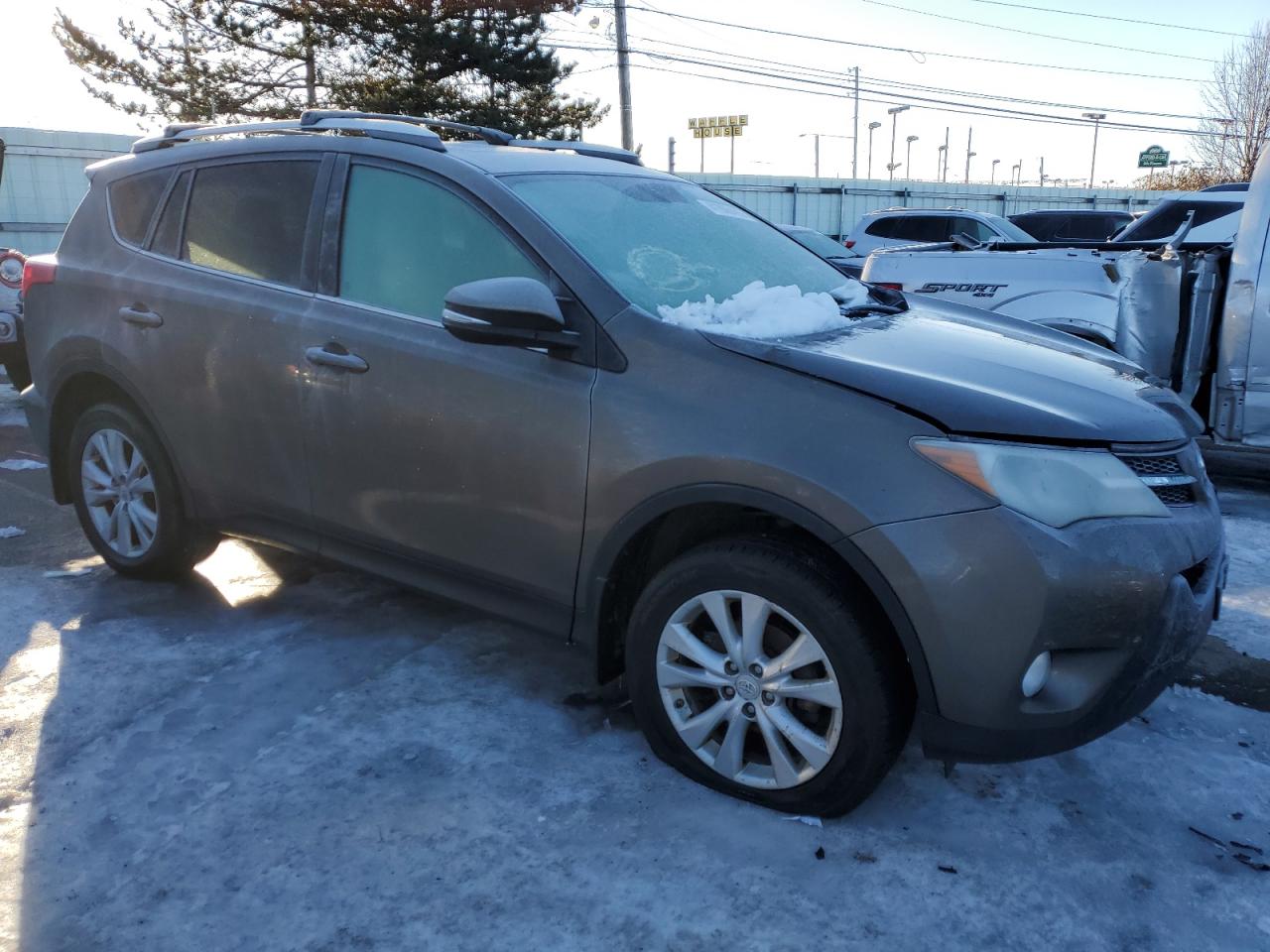 2013 Toyota RAV 4 VIN 2T3DFREV8DW063485 Copart auction photo, front end damage thumbnail 4