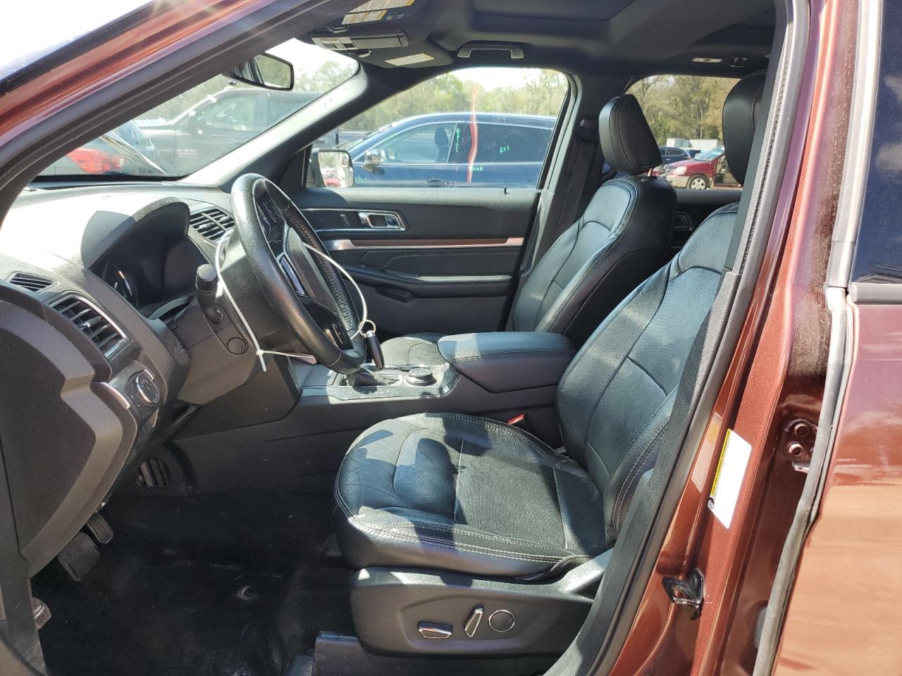 2018 Ford Explorer VIN 1FM5K8F82JGA98948 Copart auction photo, front end / side damage thumbnail 7
