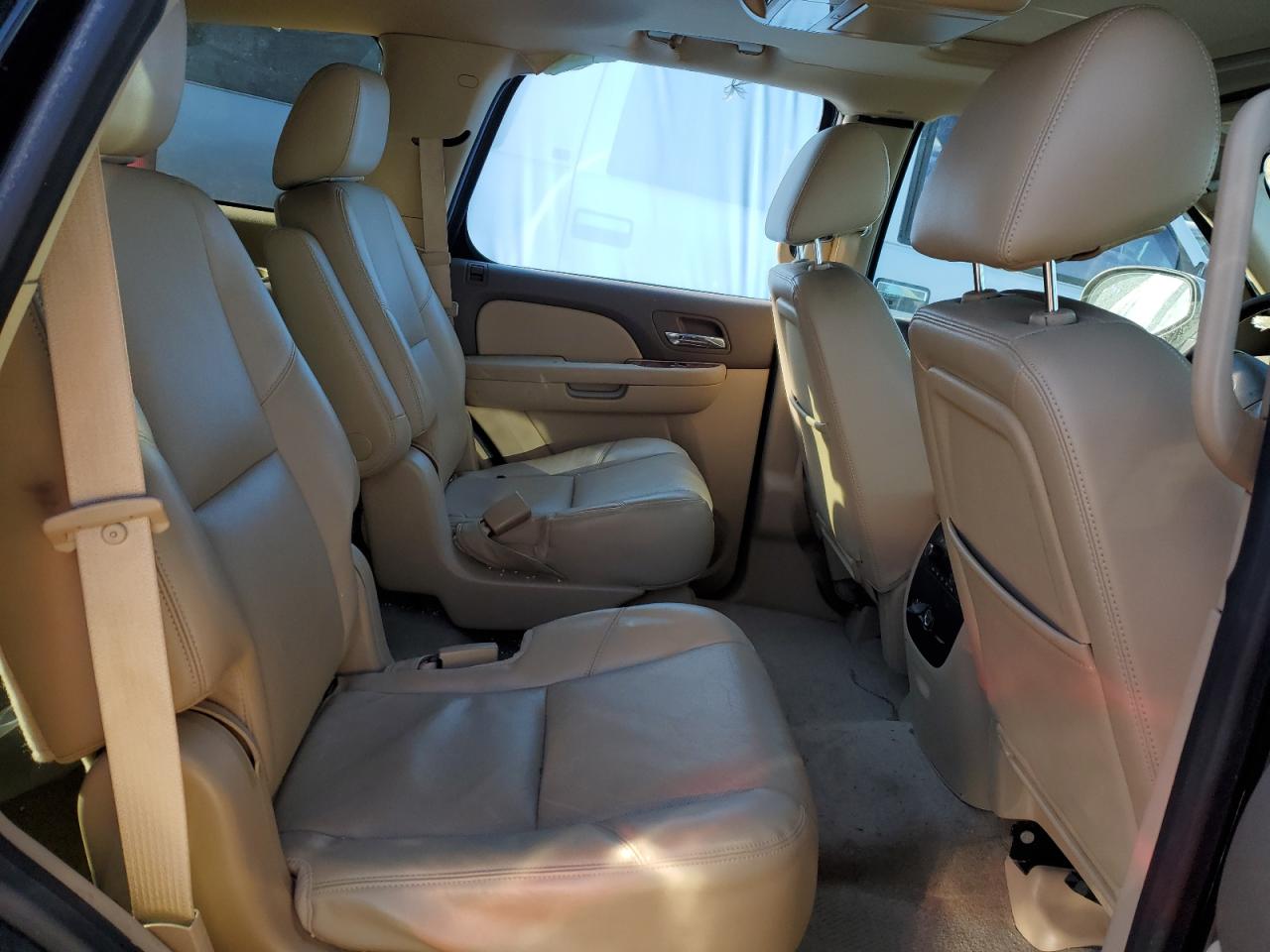 2013 Chevrolet Tahoe VIN 1GNSCCE08DR106571 Copart auction photo, side / rear end damage thumbnail 11