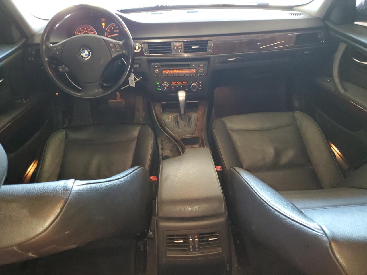 2011 BMW 3er VIN WBAPK5C58BF124477 Copart auction photo, front end / minor dent/scratches damage thumbnail 8