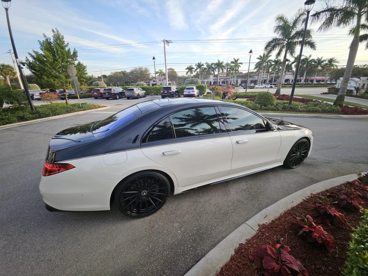 2022 Mercedes-Benz S-klasse VIN W1K6G7GB4NA099306 Copart auction photo, normal wear damage thumbnail 3