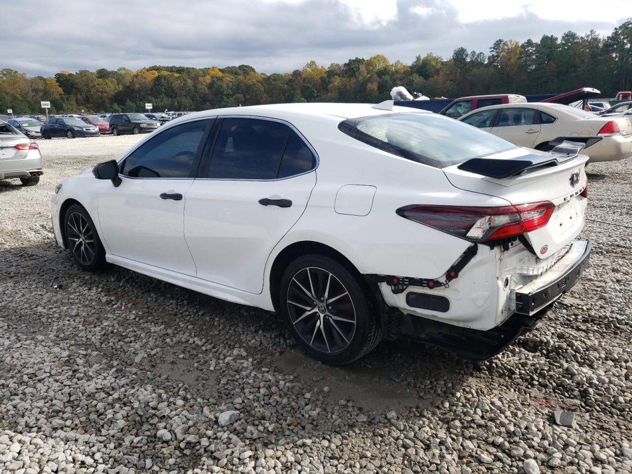 2021 Toyota Camry VIN 4T1G11AK5MU518732 Copart auction photo, rear end / side damage thumbnail 2