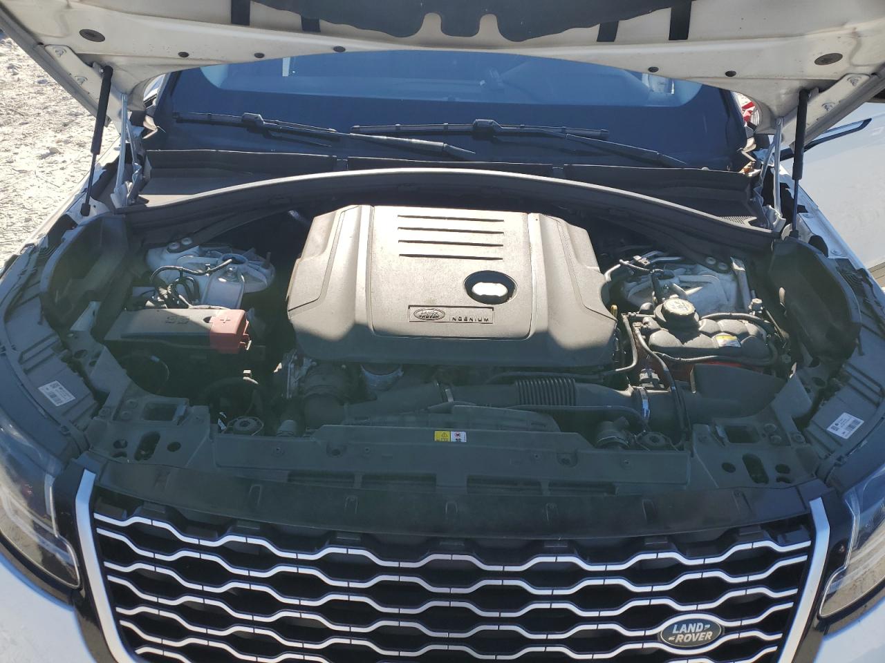 2019 Land Rover Range Rover VIN SALYB2EN7KA210999 Copart auction photo, side / front end damage thumbnail 13