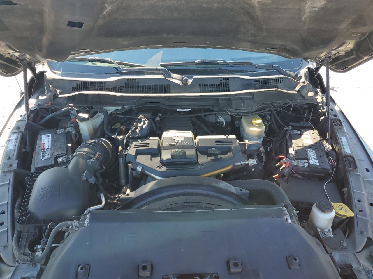 2016 RAM 2500 VIN 3C6UR5CL5GG269022 Copart auction photo, front end / minor dent/scratches damage thumbnail 11