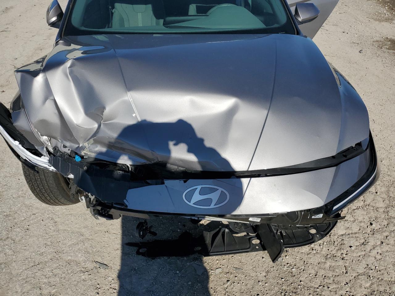 2024 Hyundai Elantra VIN KMHLL4DG7RU786884 Copart auction photo, front end / minor dent/scratches damage thumbnail 12