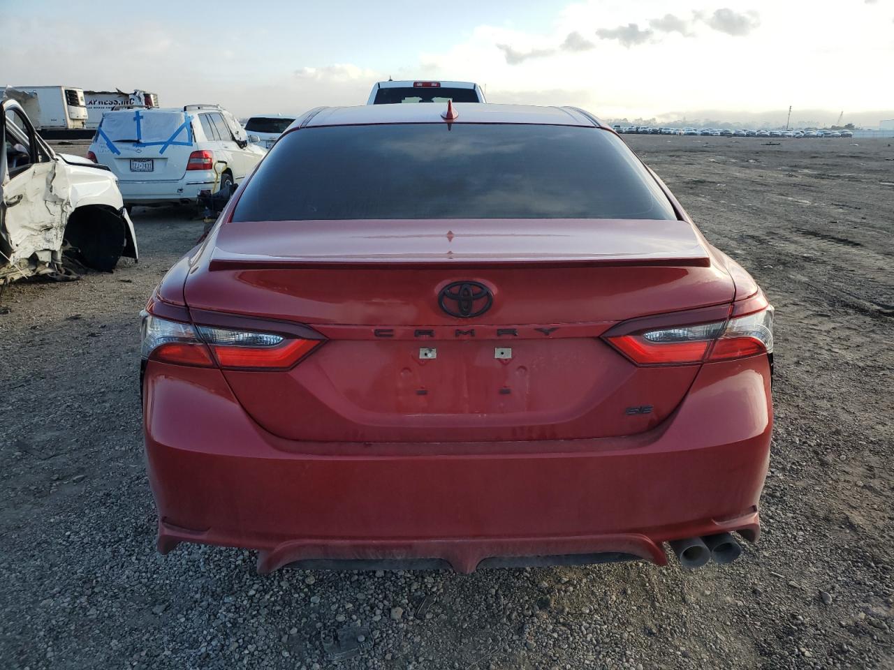2021 Toyota Camry VIN 4T1T11AK4MU439583 Copart auction photo, front end / minor dent/scratches damage thumbnail 6
