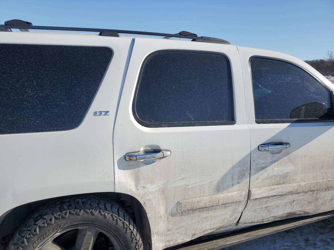 2008 Chevrolet Tahoe VIN 1GNFK13038J115520 Copart auction photo, all over / undercarriage damage thumbnail 11