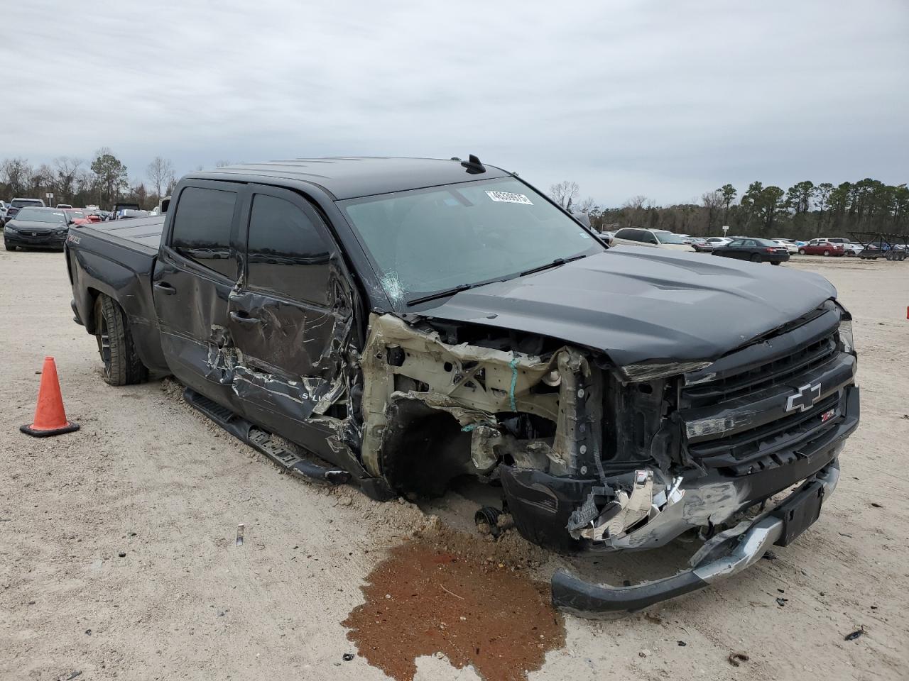 2017 Chevrolet Silverado VIN 3GCUKREC0HG319795 Copart auction photo, front end / side damage thumbnail 4
