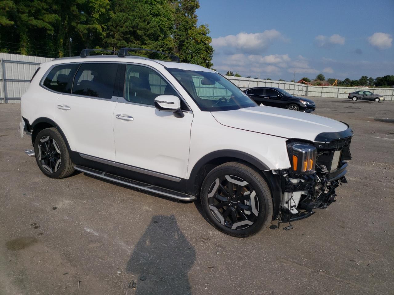 2024 KIA Telluride VIN 5XYP64GC1RG479668 Copart auction photo, all over damage thumbnail 4