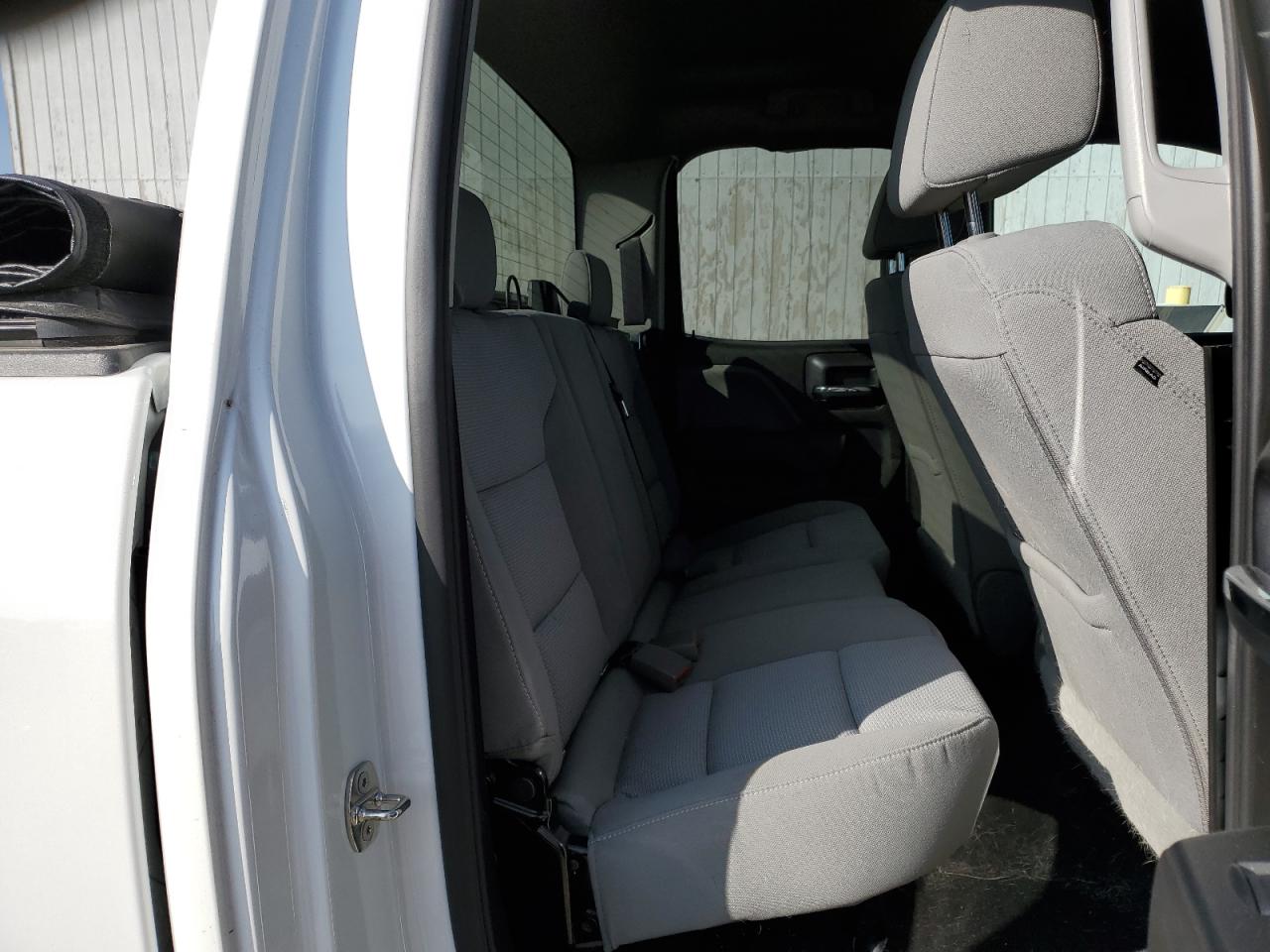 2019 GMC Sierra VIN 2GTV2LEC7K1197146 Copart auction photo, side / rear end damage thumbnail 9