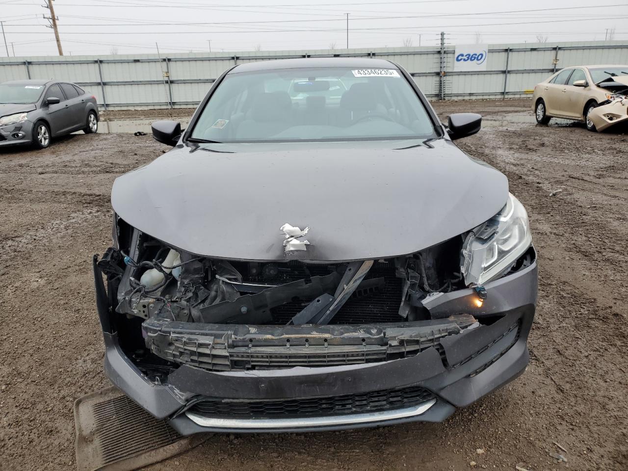 2017 Honda Accord VIN 1HGCR2F3XHA194155 Copart auction photo, front end / side damage thumbnail 5