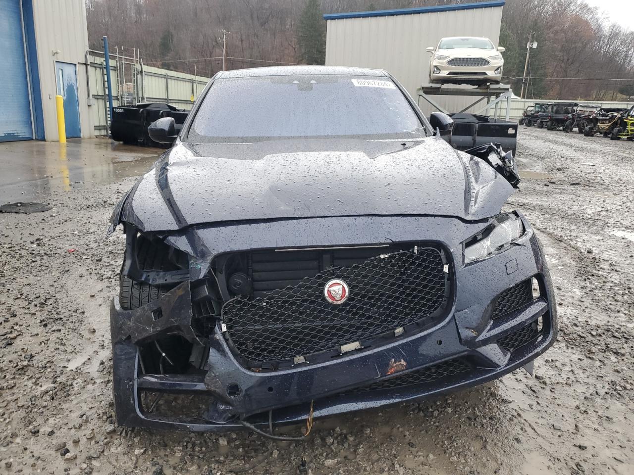 2017 Jaguar F-Pace VIN SADCJ2BV6HA881781 Copart auction photo, all over damage thumbnail 5