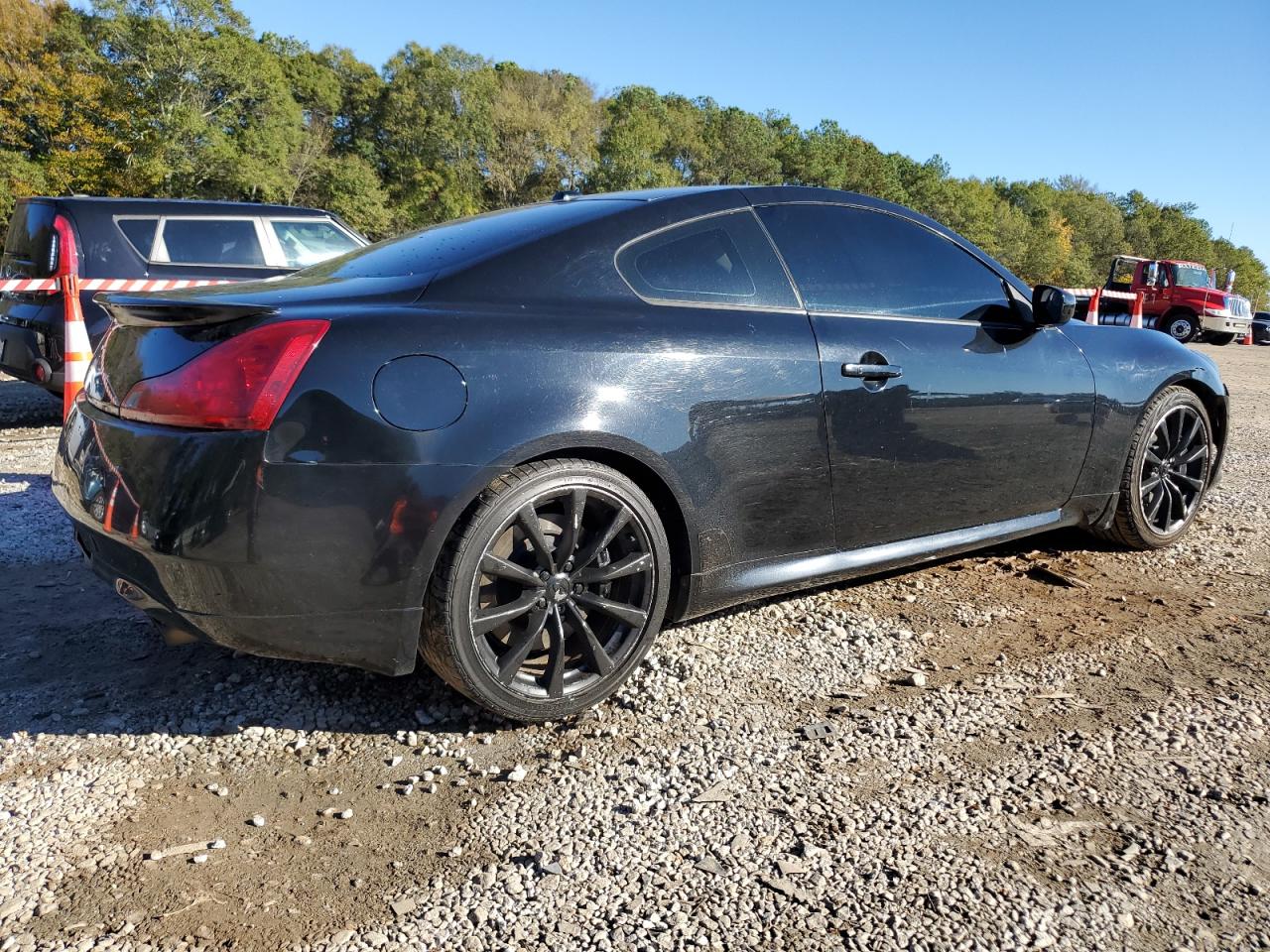 2008 Infiniti G VIN JNKCV64E68M120590 Copart auction photo, front end / rear end damage thumbnail 3