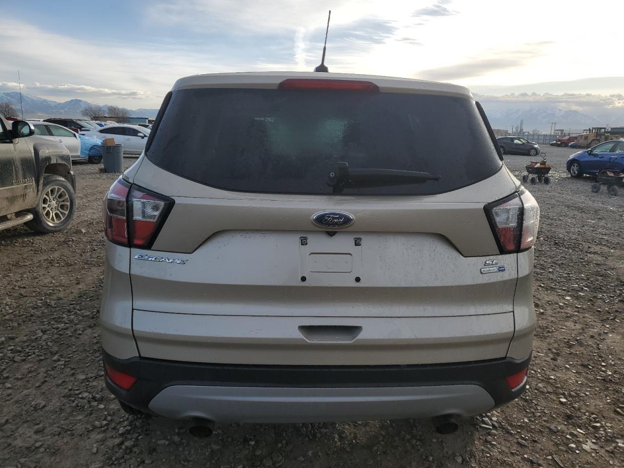 2017 Ford Escape VIN 1FMCU9GD9HUF10894 Copart auction photo, front end damage thumbnail 6