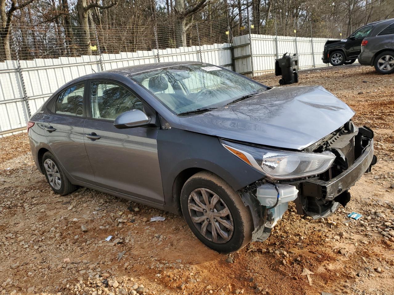2020 Hyundai Accent VIN 3KPC24A61LE098971 Copart auction photo, front end / side damage thumbnail 4