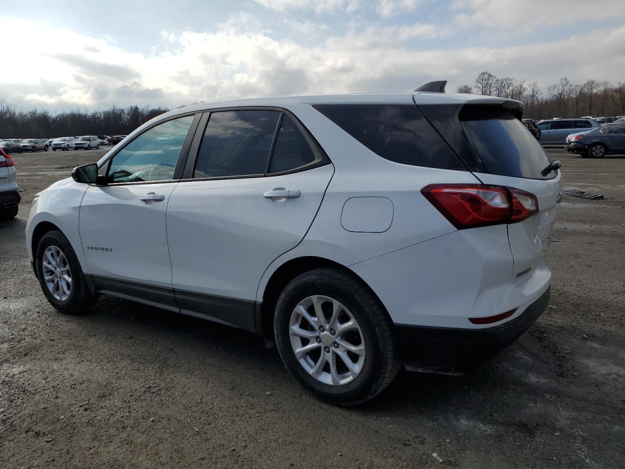 2020 Chevrolet Equinox VIN 3GNAXHEV1LS730698 Copart auction photo, rear end / side damage thumbnail 2