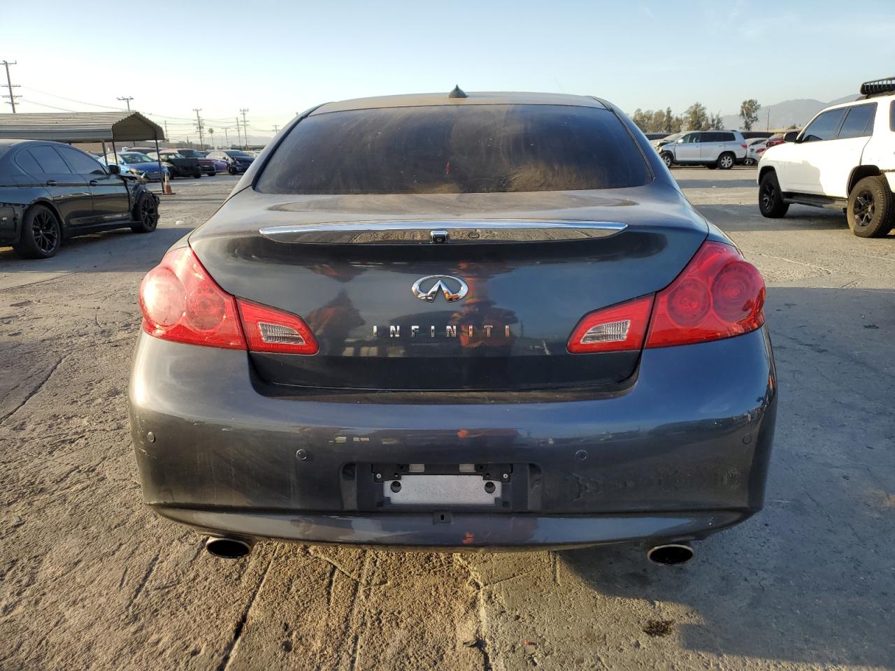 2011 Infiniti G VIN JN1CV6AP9BM304424 Copart auction photo, vandalism damage thumbnail 6
