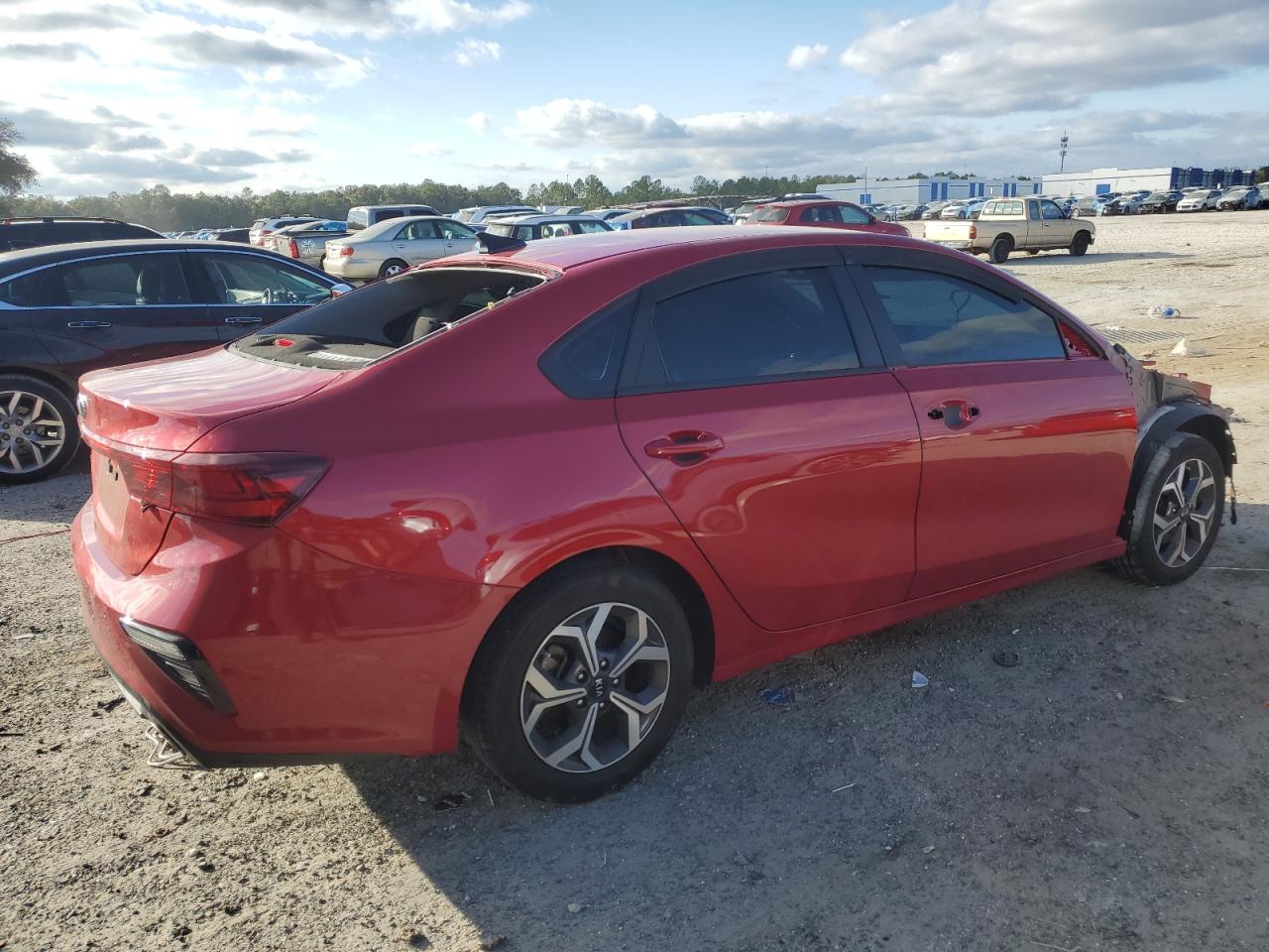 2021 KIA Forte VIN 3KPF24AD7ME404004 Copart auction photo, front end / top/roof damage thumbnail 3