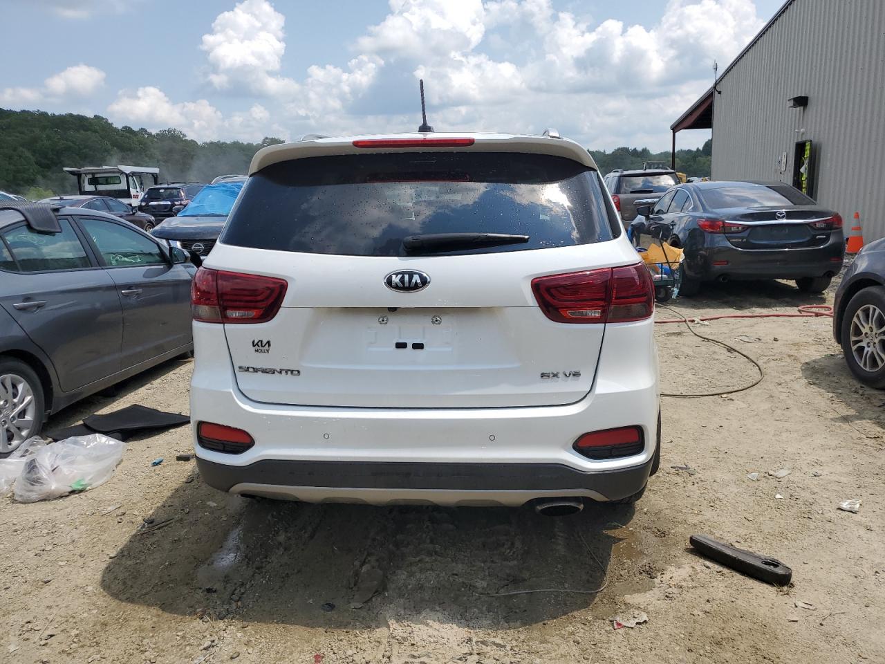 2020 KIA Sorento VIN 5XYPHDA50LG691411 Copart auction photo, front end / minor dent/scratches damage thumbnail 6