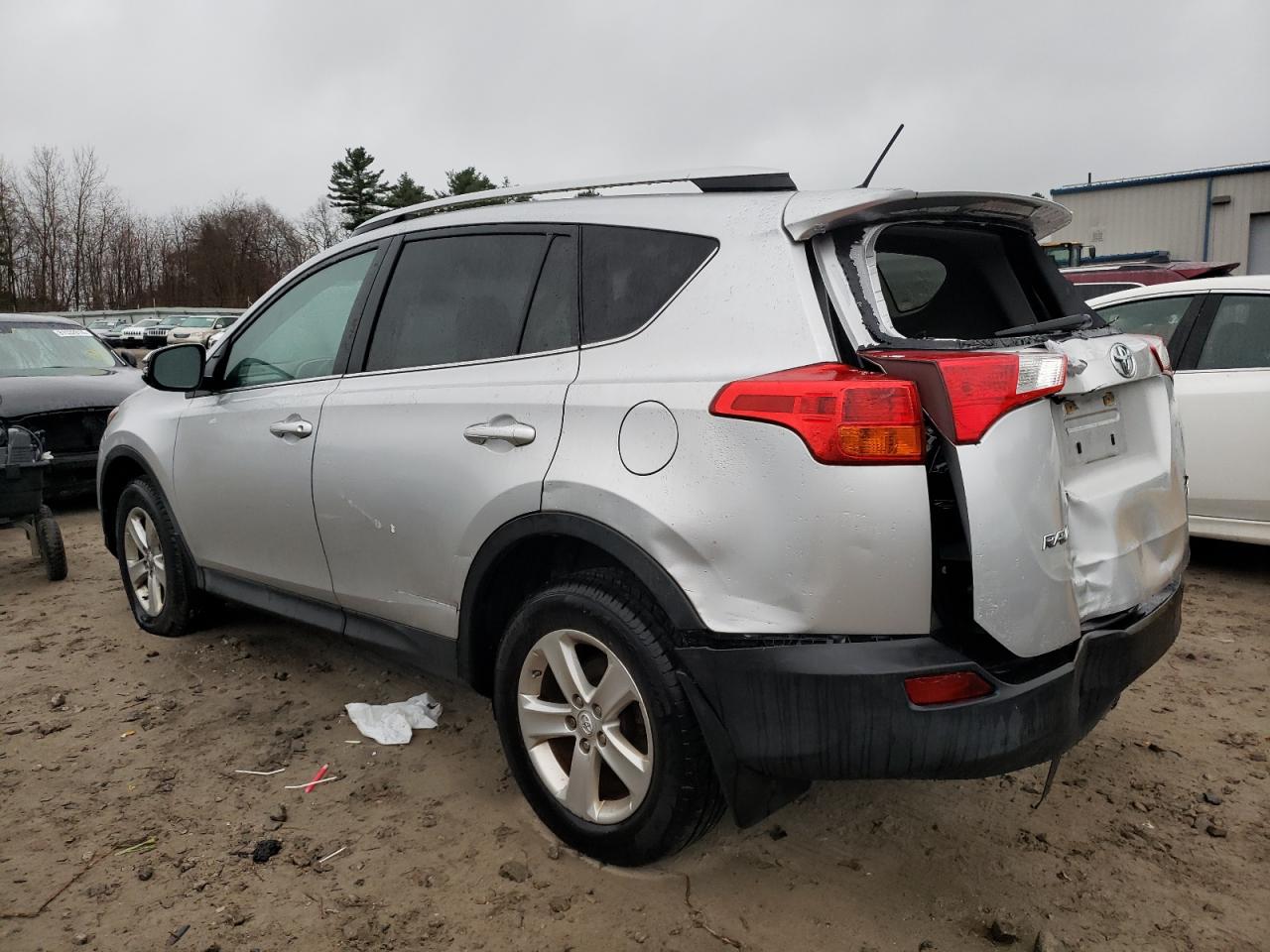 2014 Toyota RAV 4 VIN 2T3RFREV2EW170295 Copart auction photo, rear end / minor dent/scratches damage thumbnail 2