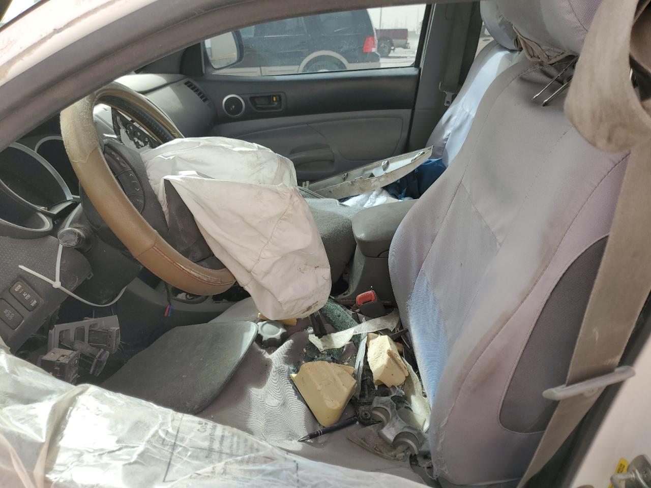 2010 Toyota Tacoma VIN 3TMJU4GN1AM101290 Copart auction photo, side / front end damage thumbnail 7