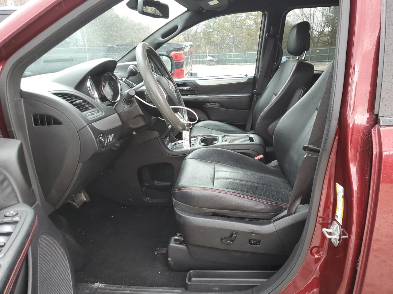 2018 Dodge Caravan VIN 2C4RDGEG4JR328331 Copart auction photo, rear end / minor dent/scratches damage thumbnail 7