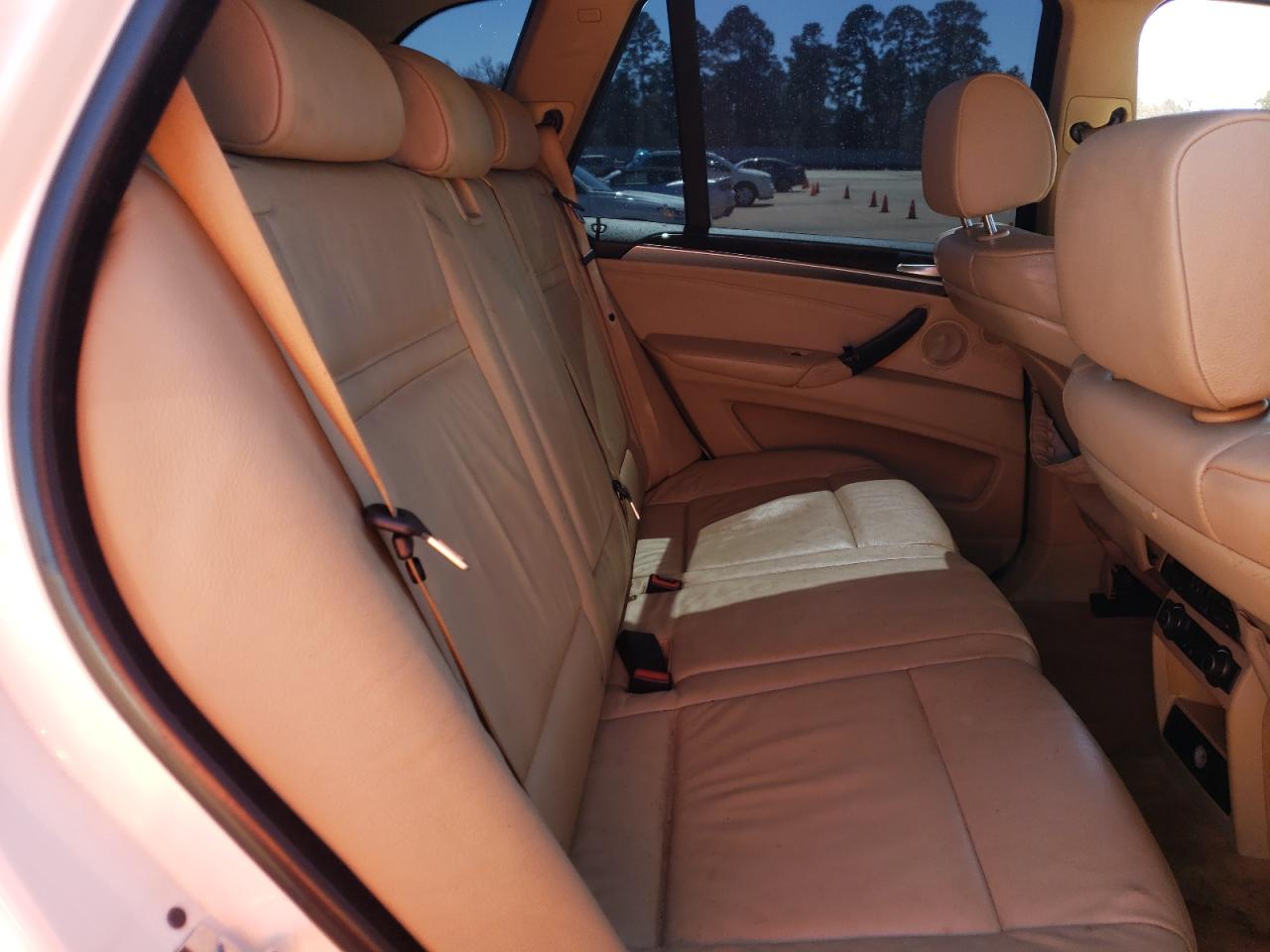 2007 BMW X5 VIN 4USFE43537LY80477 Copart auction photo, front end / rear end damage thumbnail 11
