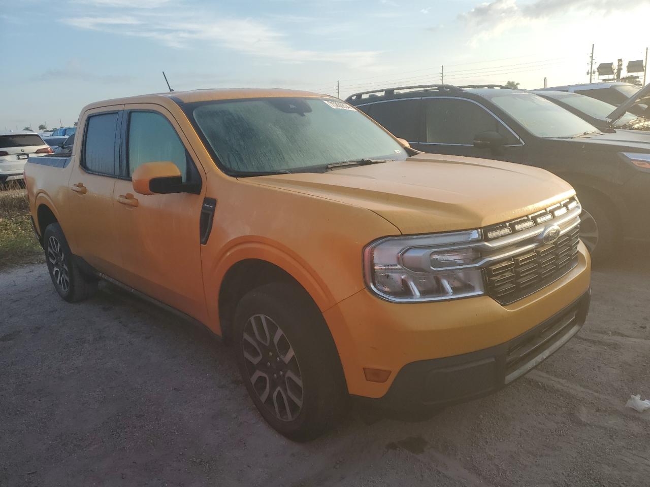 2022 Ford Maverick VIN 3FTTW8E95NRA61286 Copart auction photo, water/flood damage thumbnail 4
