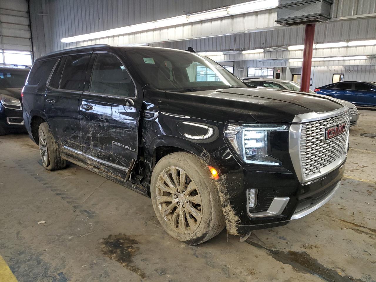 2021 GMC Yukon VIN 1GKS2DKLXMR272501 Copart auction photo, side / undercarriage damage thumbnail 4
