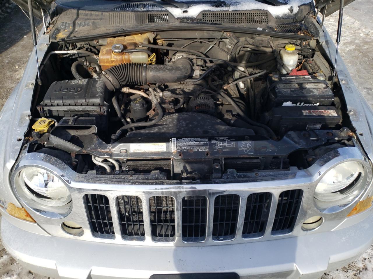 2005 Jeep Liberty (North America) VIN 1J4GL58K85W564048 Copart auction photo, all over damage thumbnail 11